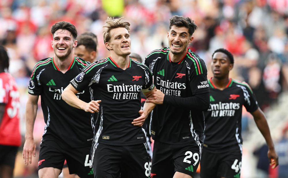 新掌门刚接手成都蓉城！就直接搞定三笔重量级签约，值得期待